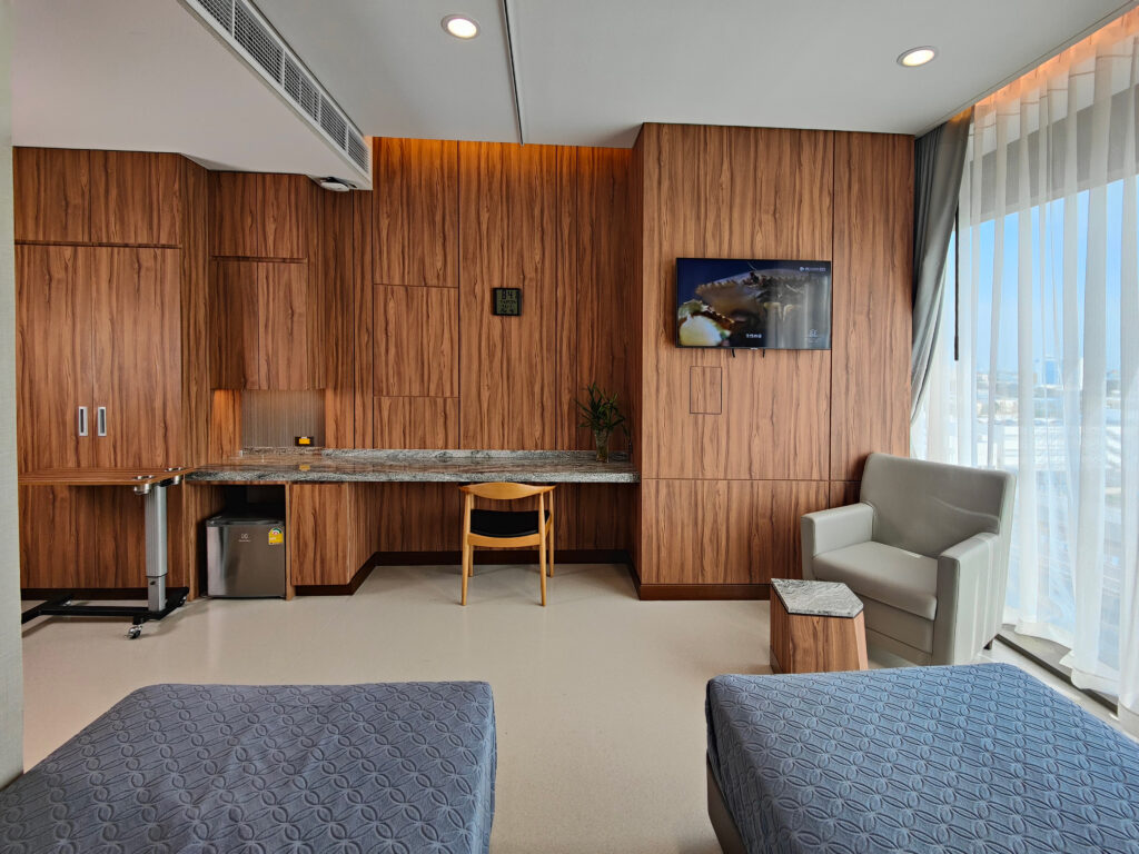 Post-Surgery Care Unit at WIH International Hospital